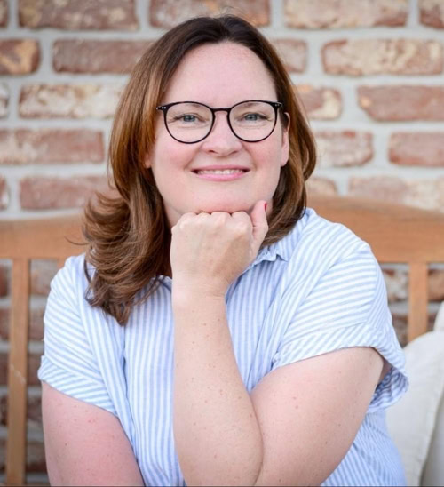 Silke Lentz ist im Raum Bremen Freie Rednerin für Trauungen.